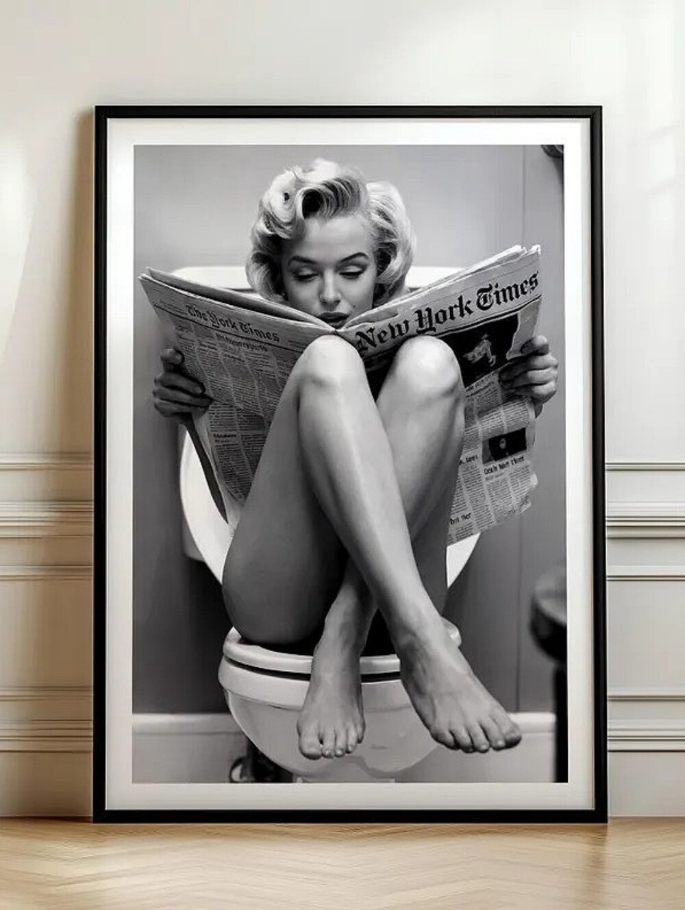 Marilyn Monroe Vintage  Bathroom Wall Art Print Framed